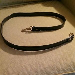 Black patent Muatto strap 45 L. 3/4 W